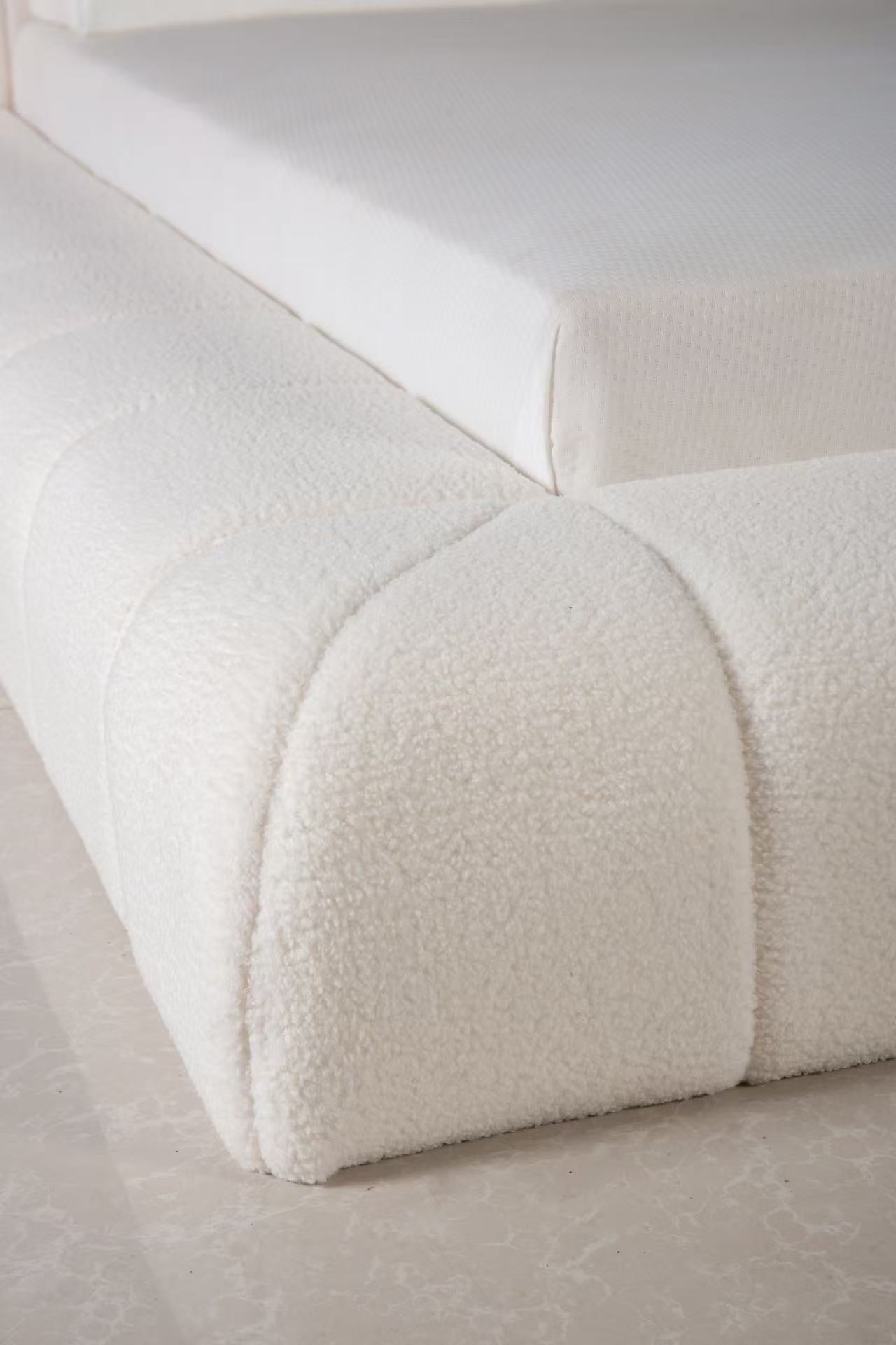 Novio Dreamer Teddy Amour – Japandi Design Bed met Luxe Matras Beige