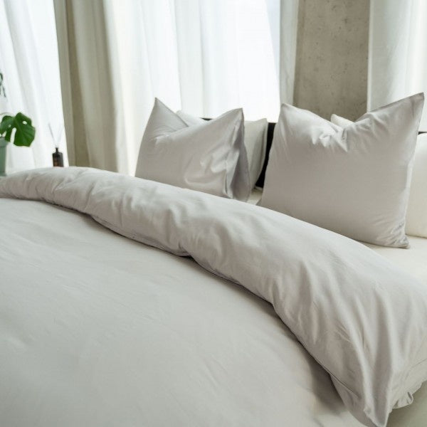 Kayori Dekbedovertrek Senju Katoensatijn Zilvergrijs