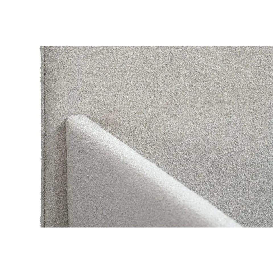 Bed Jill – Lichtgrijs tweepersoonsbed 160x200cm met bouclé bekleding